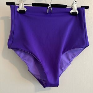 Left On Friday Hi Tide Bikini Bottom in Bon Voyage (Purple)
